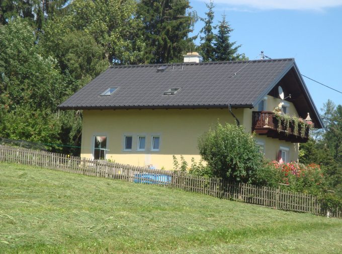 Schlichtes Dach in der Steiermark